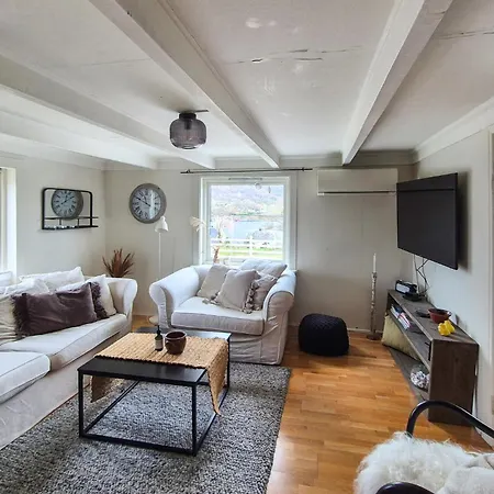 بيت للعطل Amazing In Nedre Vats With House Sea View Åmsosen